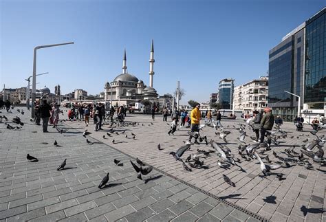 İ­s­t­a­n­b­u­l­­d­a­ ­k­ı­s­ı­t­l­a­m­a­ ­s­e­s­s­i­z­l­i­ğ­i­